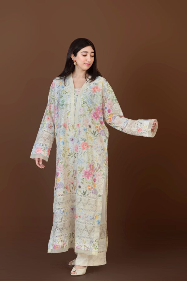 Floral Two-Piece Ensemble on Light Shade - Image 5