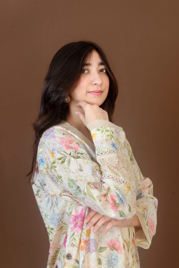Floral Two-Piece Ensemble on Light Shade - Image 8